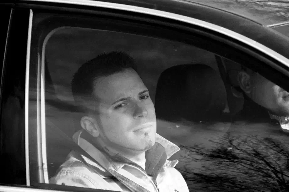 Gegen 24 Neonazis wurde Haftbefehl erlassen, den Mitgliedern des „Aktionsbüro Mittelrhein“ (AB Mittelrhein) wird die Bildung einer kriminellen Vereinigung vorgeworfen.