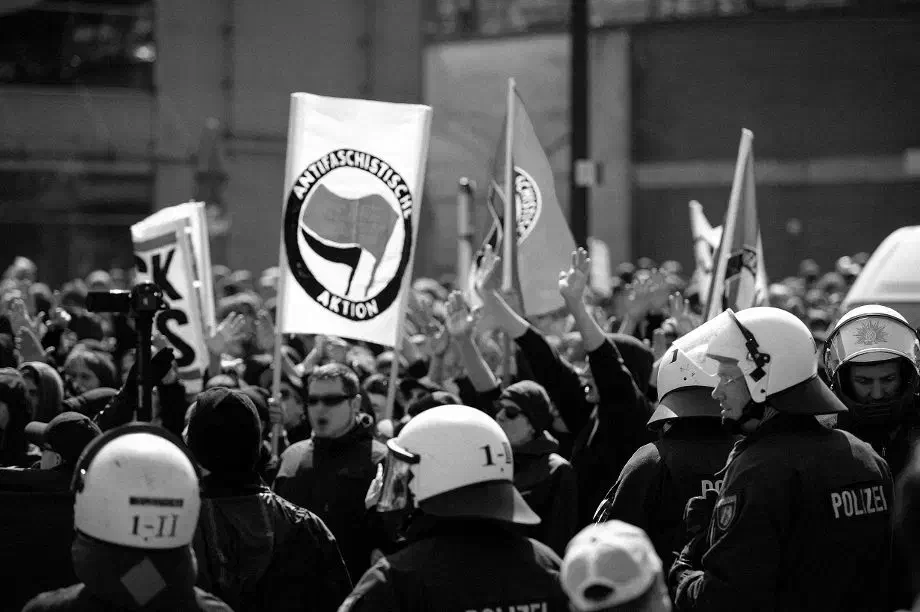 Antifaschistische Gegendemonstration anläßlich des Neonaziaufmarsches am 1.Mai in Dortmund