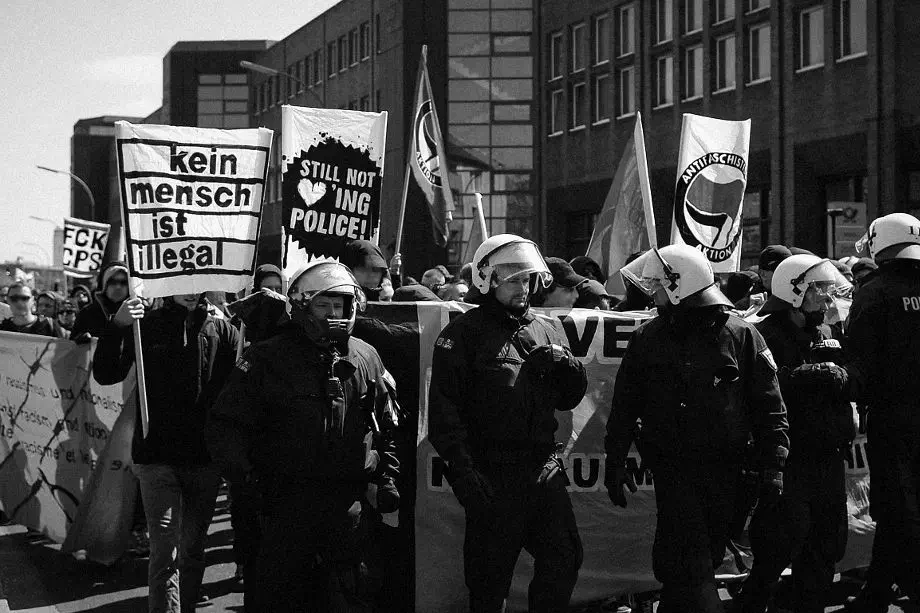 Antifaschistische Gegendemonstration anläßlich des Neonaziaufmarsches am 1.Mai in Dortmund