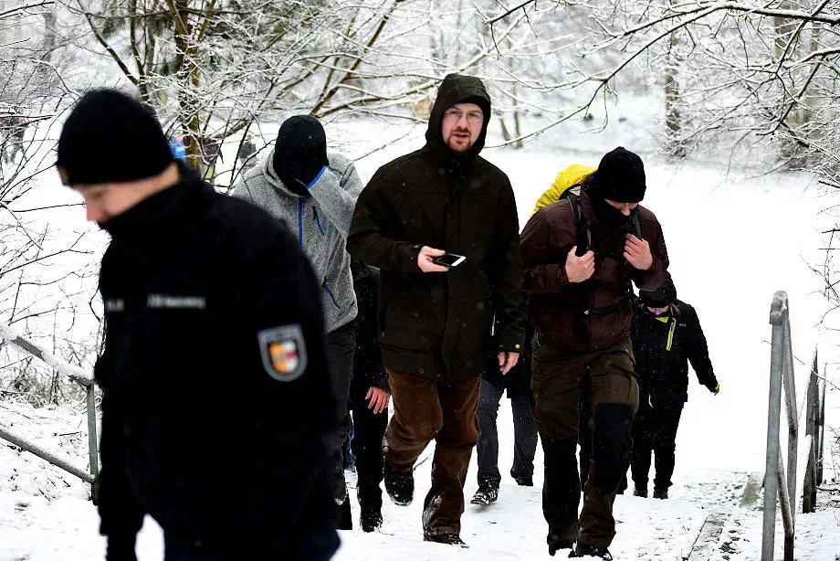 Als zentrale Figur in der Vorbereitung und Durchführung gilt David Petereit (Bildmitte), seines Zeichens langjähriger Funktionär der militanten Neonaziszene und stellvertretender Landesvorsitzender der NPD in Mecklenburg-Vorpommern