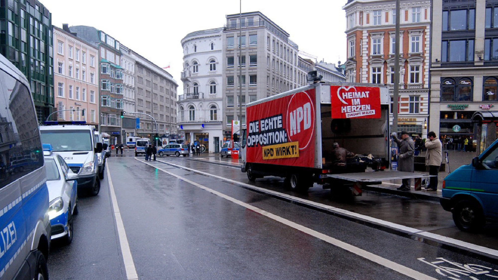 07.02.2015 NPD Aufmarsch in Hamburg, Gänsemarkt