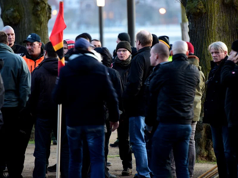 Neonaziaufmarsch in Schwerin (MVGIDA)