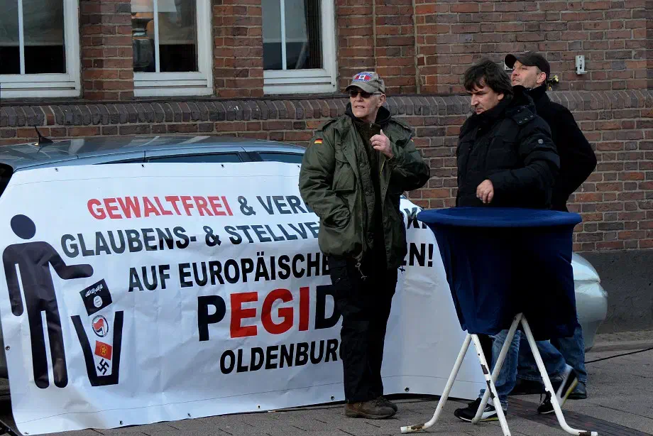 Hooligans und OLGIDA in Oldenburg