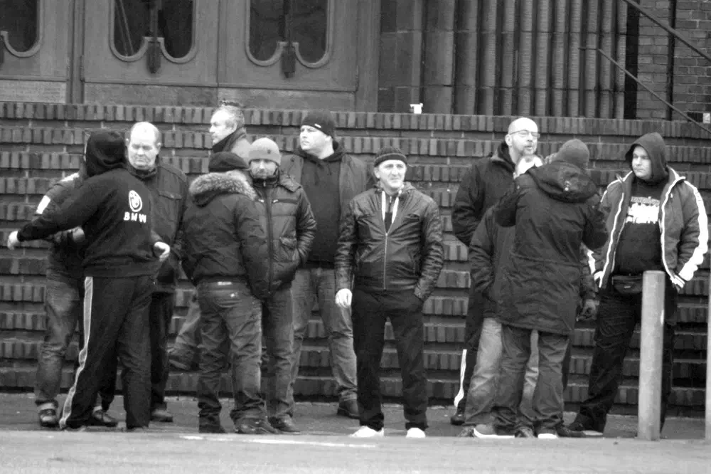 In sozialen Netzwerken verbreitete sich die Nachricht eines vermeintlichen Übergriffs eines Geflüchten auf ein 13jähriges Mädchen...