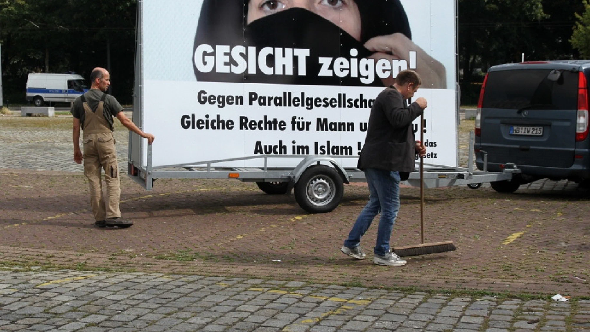 Rechtspopulisten, Rechtsradikale und Salafisten in Bremen