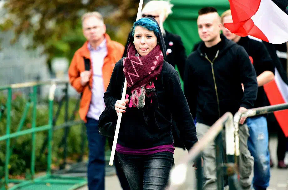 Ebenfalls vor Ort waren Mitglieder des sogenannten "Nationalen Widerstand Niedersachsen Ost" deren Aktivist*innen vor allem in der Region Salzgitter verortet werden.