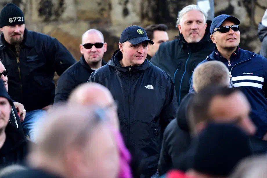 Die anwesenden Mitglieder von Combat 18 bildeten phasenweise einen eigenen kleinen Block auf der Veranstaltung.