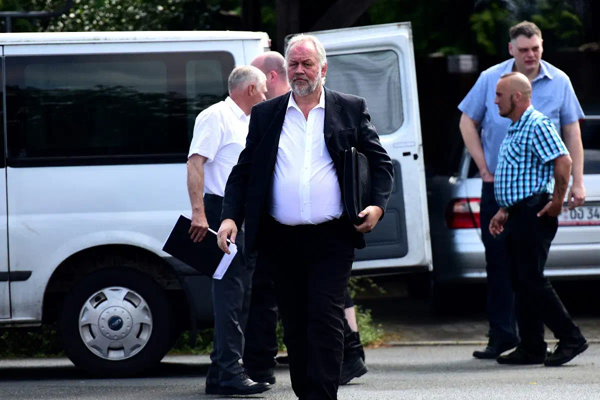 Im Vorfeld des nun stattgefundenen NPD-Landesparteitages galt Manfred Dammann als möglicher Kandidat für das Amt des NPD-Landesvorsitzenden, welches im Verlauf des Parteitages neu bestimmt werden sollte.