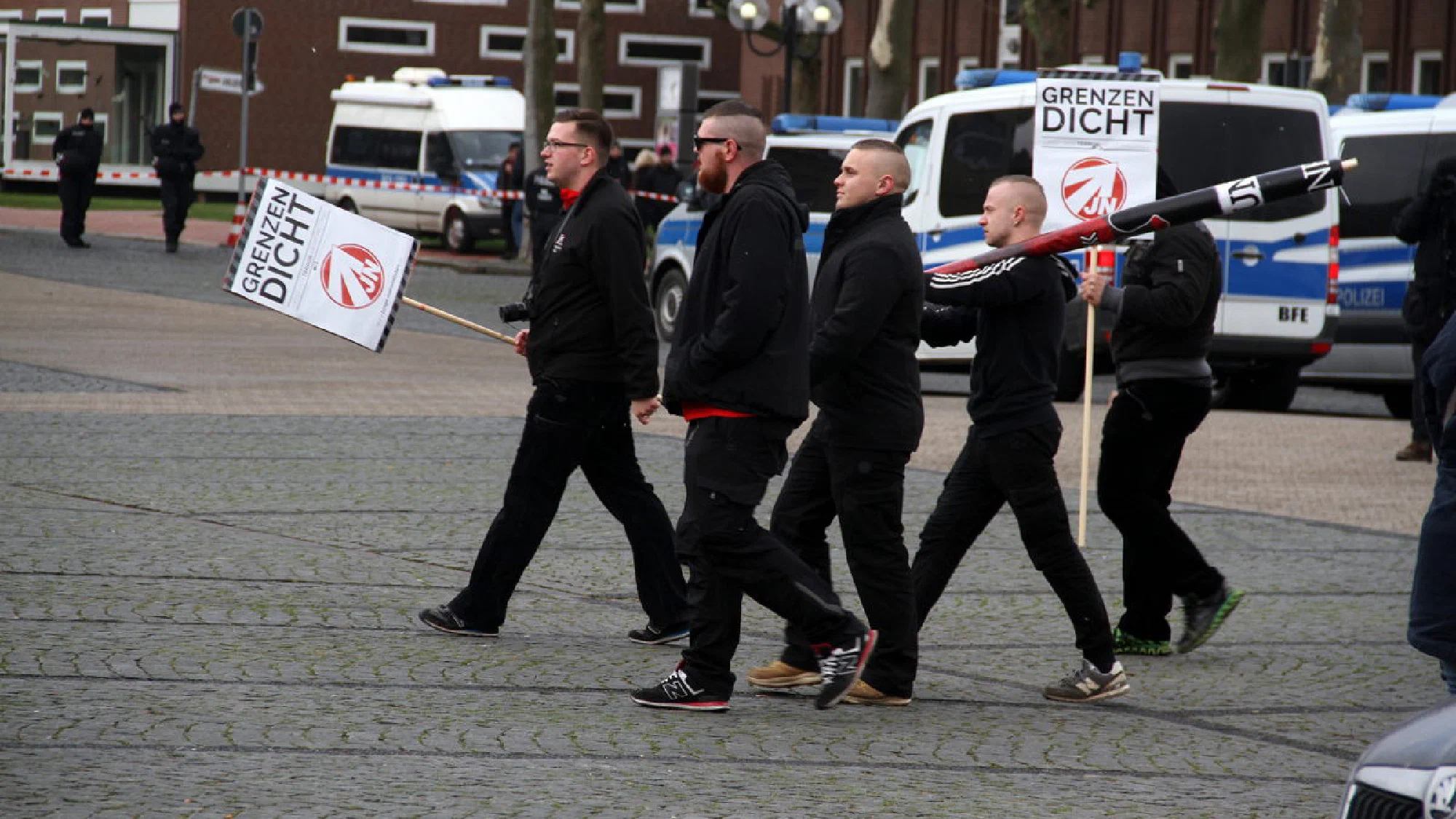 Demonstration von Neonazis in Peine