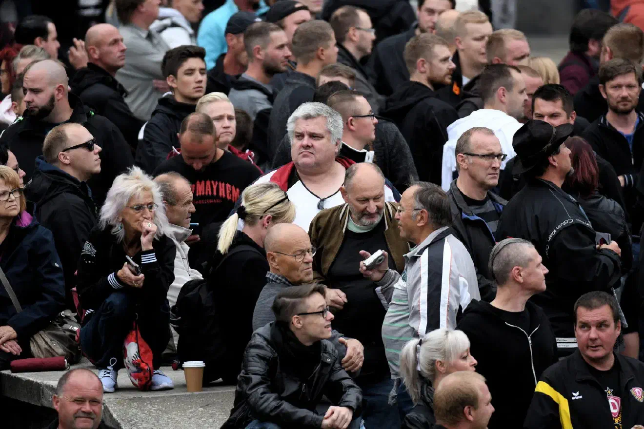 Zur Veranstaltung von "Pro Chemnitz" fanden sich etwa 3000 Teilnehmer*innen ein.