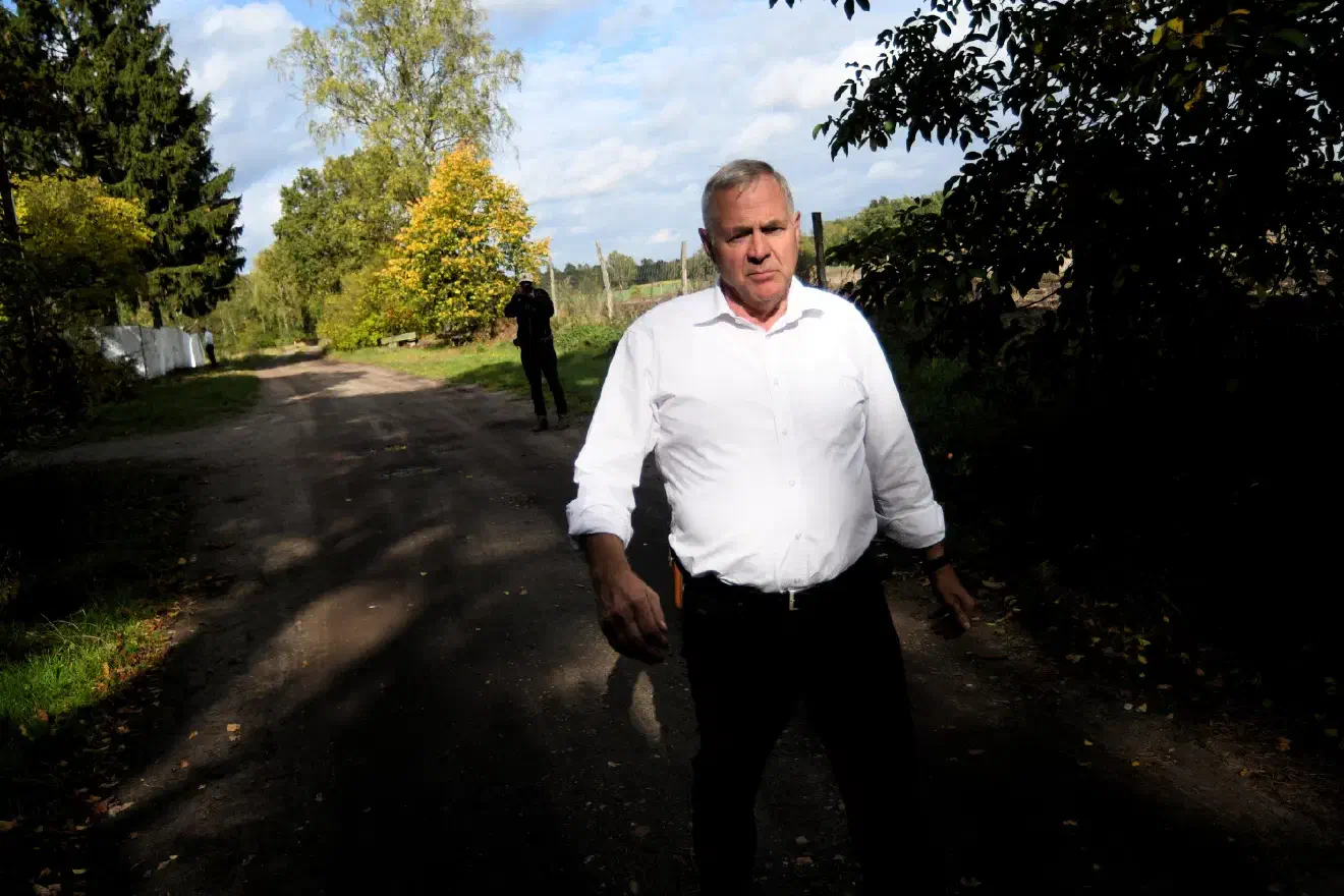 Im September 2019 ebenfalls vor Ort: Manfred Börm, seines Zeichens ehemaliger Leiter des NPD-Bundesordnerdienstes, ehemaliger Landesvorsitzender der NPD-Niedersachsen und ehemals Aktivist der verbotenen "Wiking-Jugend" (WJ).