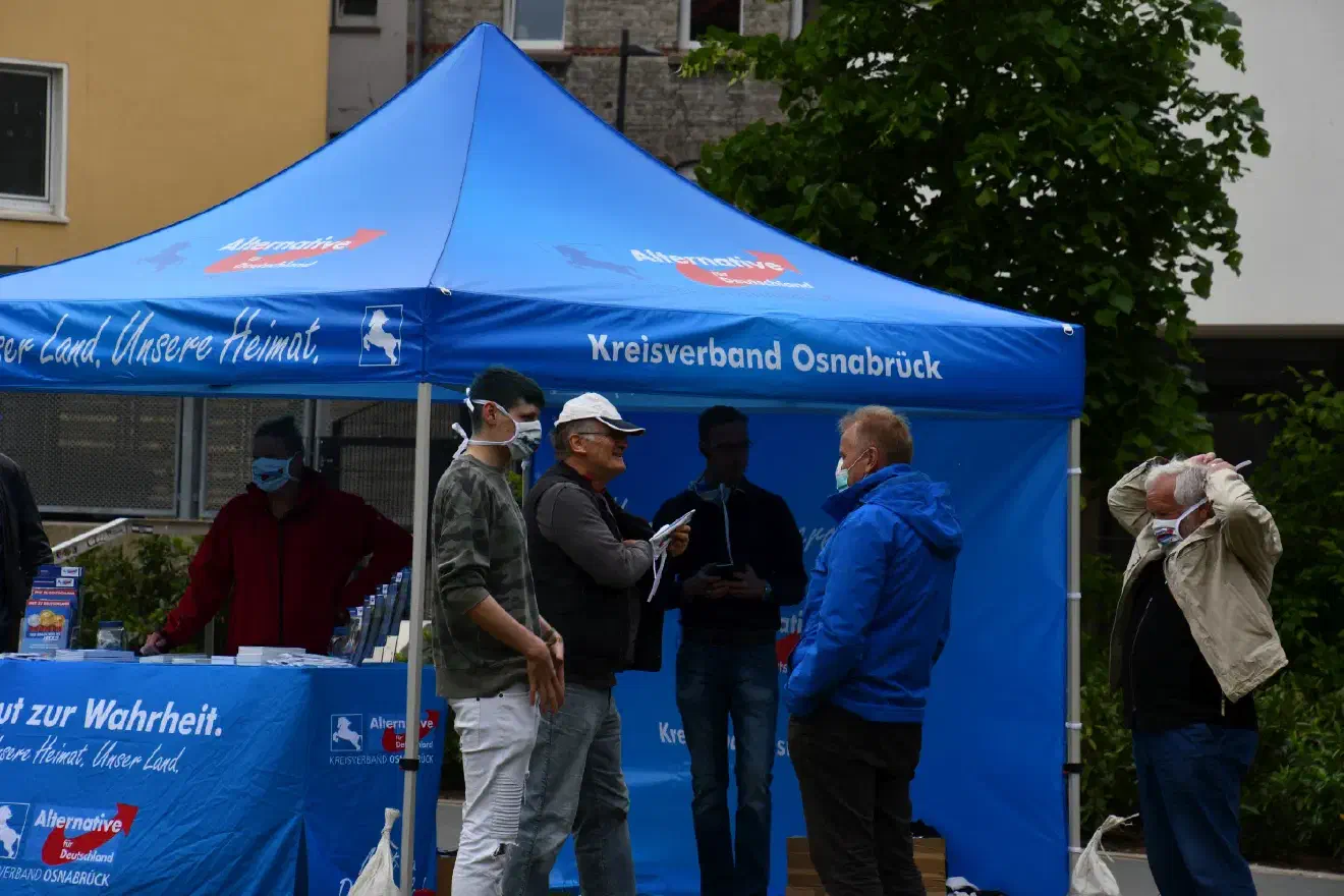 Auch in Osnabrück fand eine Standkundgebung des Kreisverbandes der AfD statt. Zwischenzeitlich waren knapp 24 Anhänger*innen vor Ort.