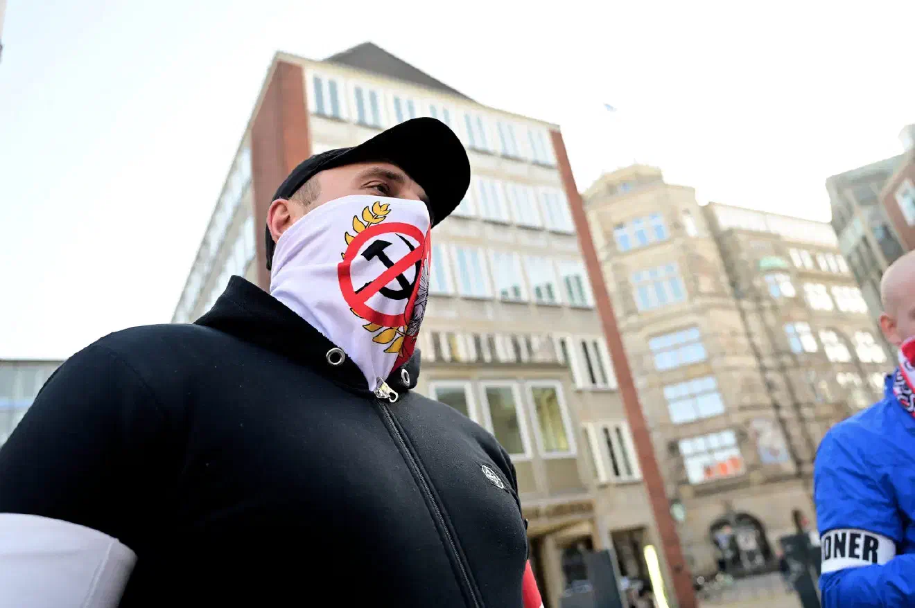 Der Aufmarsch fand nun bereits das dritte Jahr in Folge statt. Wie in den vergangenen Jahren wurde das mitführen von Pyrotechnik durch die Behörden untersagt.