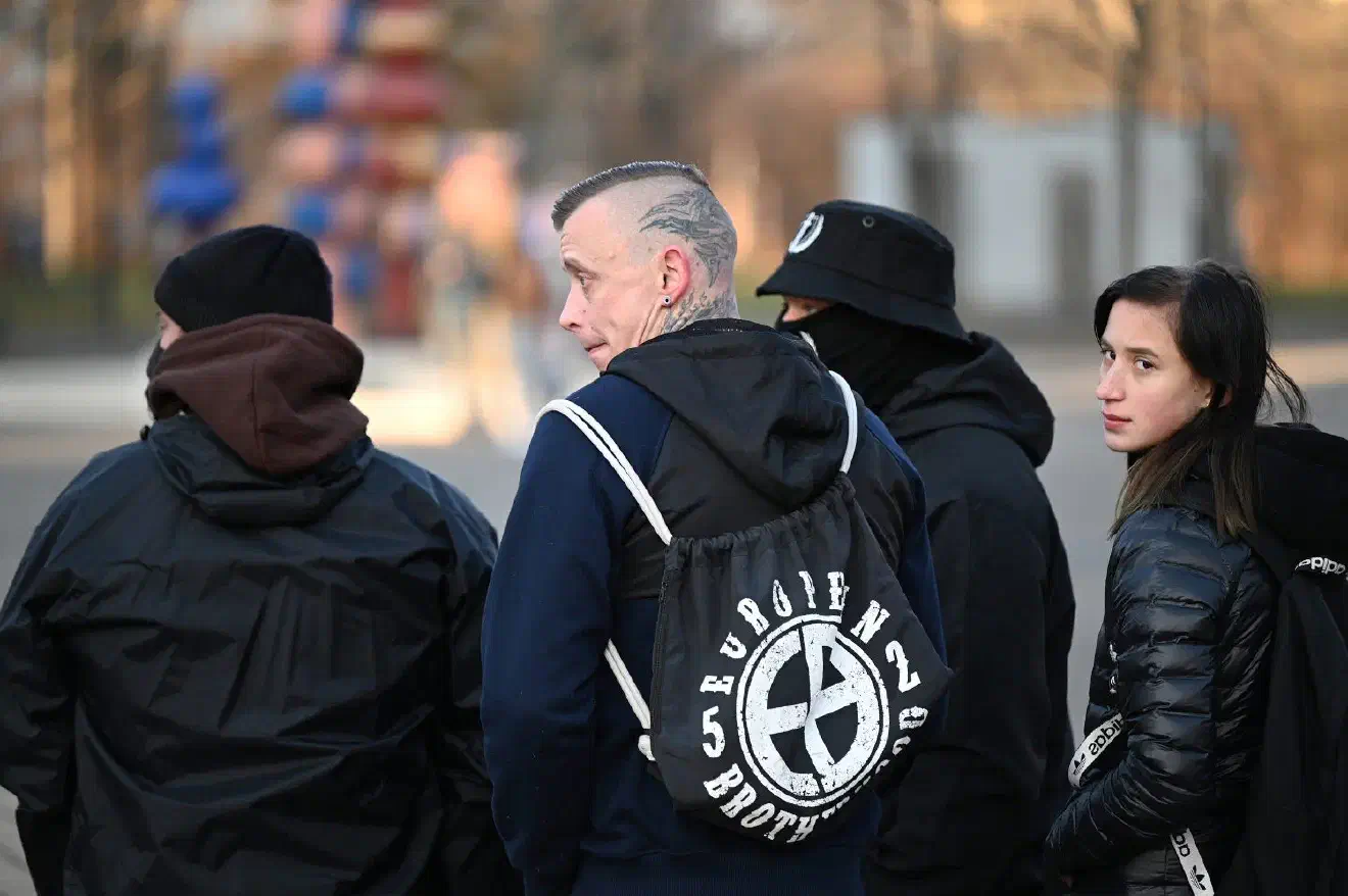 Der antifaschistische Gegenprotest war nicht der einzige der sich gegen die Kundgebung stellte. Gegenwind erhielt die "Neue Stärke" auch aus dem eigenen politischen Lager.