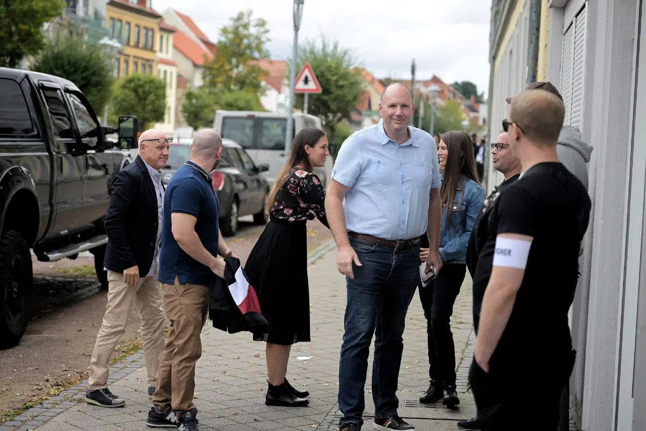 Aus Hessen waren mit Daniel Lachmann und Stefan Jagsch Teile des NPD-Landesvorstands angereist.