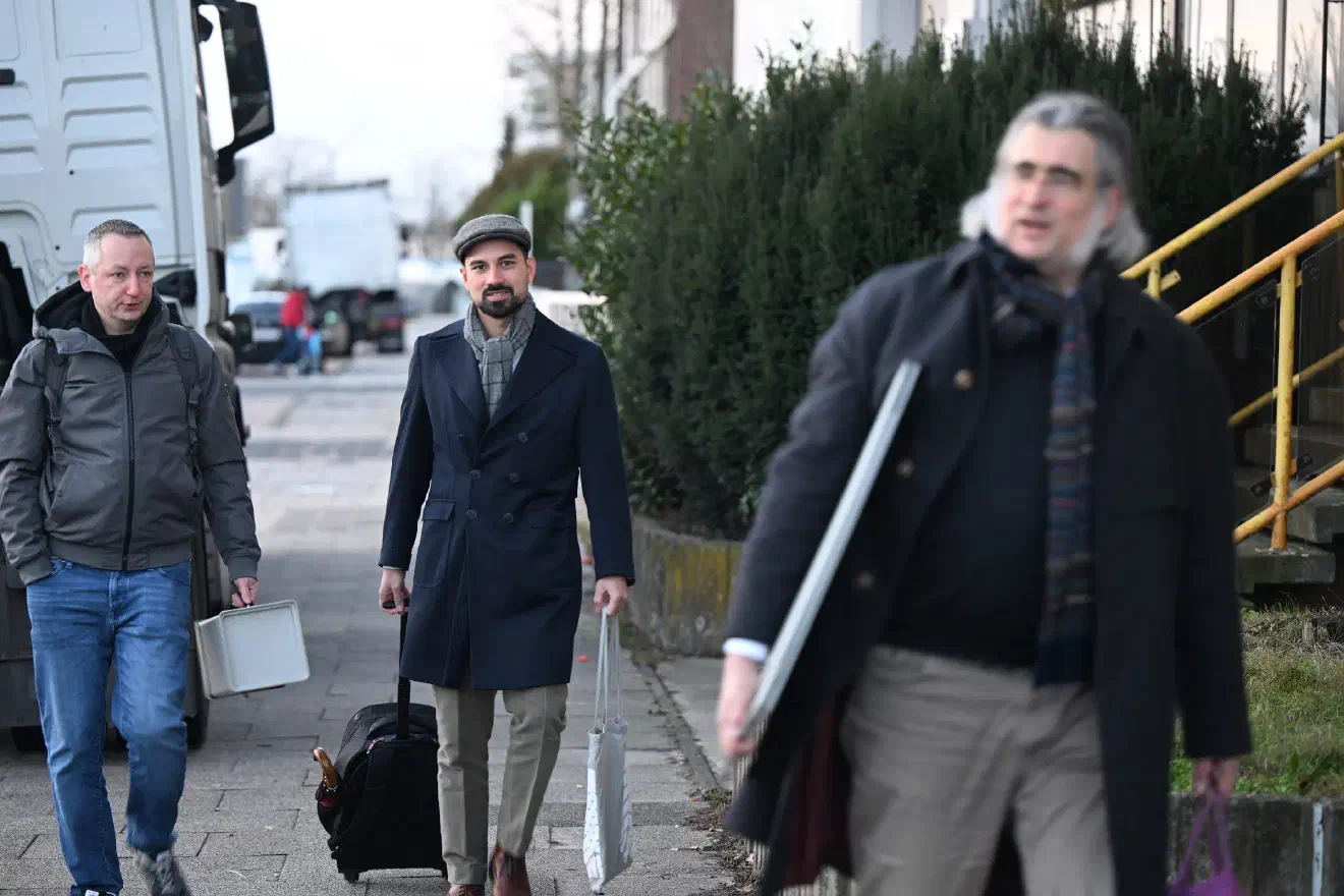 Jacobi reiste unter anderem mit dem AfD-Politiker Carlo Clemens nach Bremen, einem Mitglied des Landtages von Nordrhein-Westfalen.