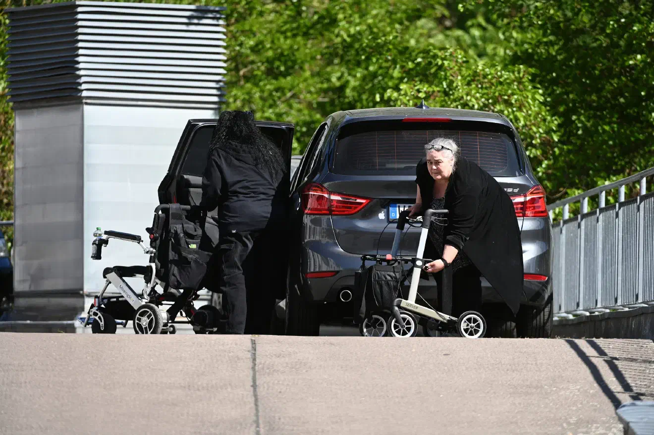 Begleitet wurde Wegener von Marion Figge, Beisitzerin im Landesvorstand der NPD in Nordrhein-Westfalen.
