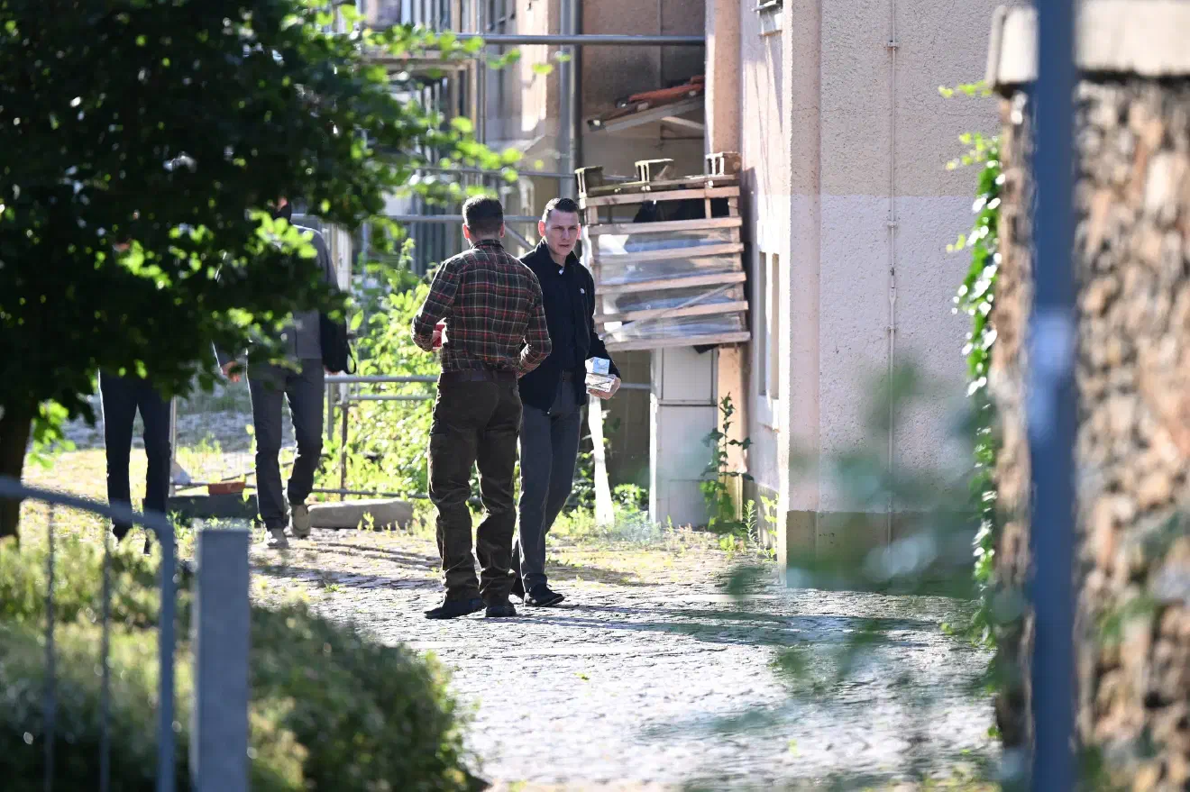 Welche Zielsetzungen diese Veranstaltungen haben, daran lassen die Neonazis hinter Metapol keinen Zweifel: Es geht um das Knüpfen und Sammeln von Netzwerken, man versteht sich hier als "Rückzugsraum", in "Vorbereitung auf den Sturm", als "Geschoss, das erbarmungslos voranpeitscht".