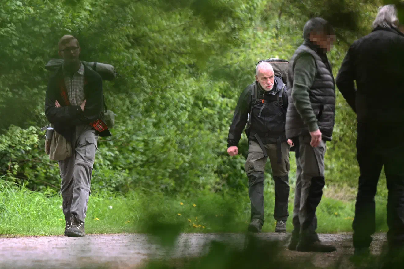 Die gesamte Strecke wurde an zwei Tagen absolviert. Am ersten Tag führte diese auf ausgezeichneten Wanderwegen etwa 30 Kilometer rund um das Steinhuder Meer. Die restlichen Kilometer wurden dann am folgenden Tag absolviert.