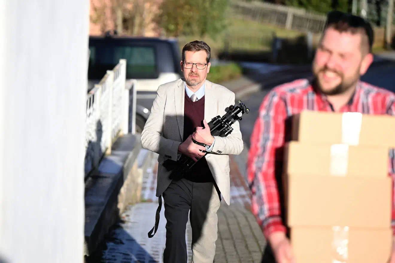 Die Deligierten des Parteitags reisten aus verschiedenen Bundesländern an. Neben Deligierten und Amtsträger:innen wurden auch »Gäste« zur Veranstaltung zugelassen.