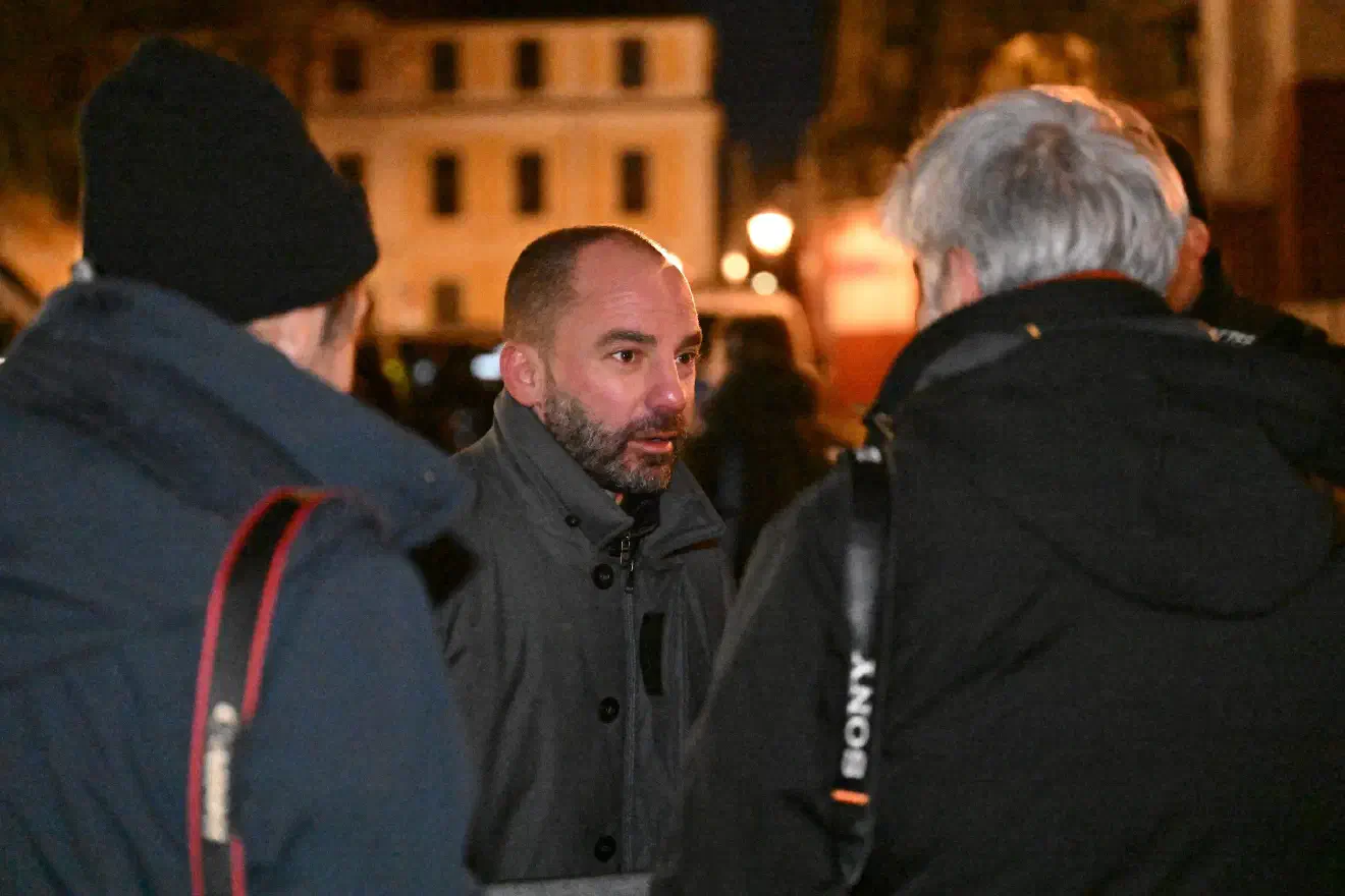 So fanden zahlreiche Neonazis ebenfalls den Weg nach Magdeburg und nahmen an der AfD-Kundgebung und einer, als -Trauermarsch- deklarierten Demonstration teil.