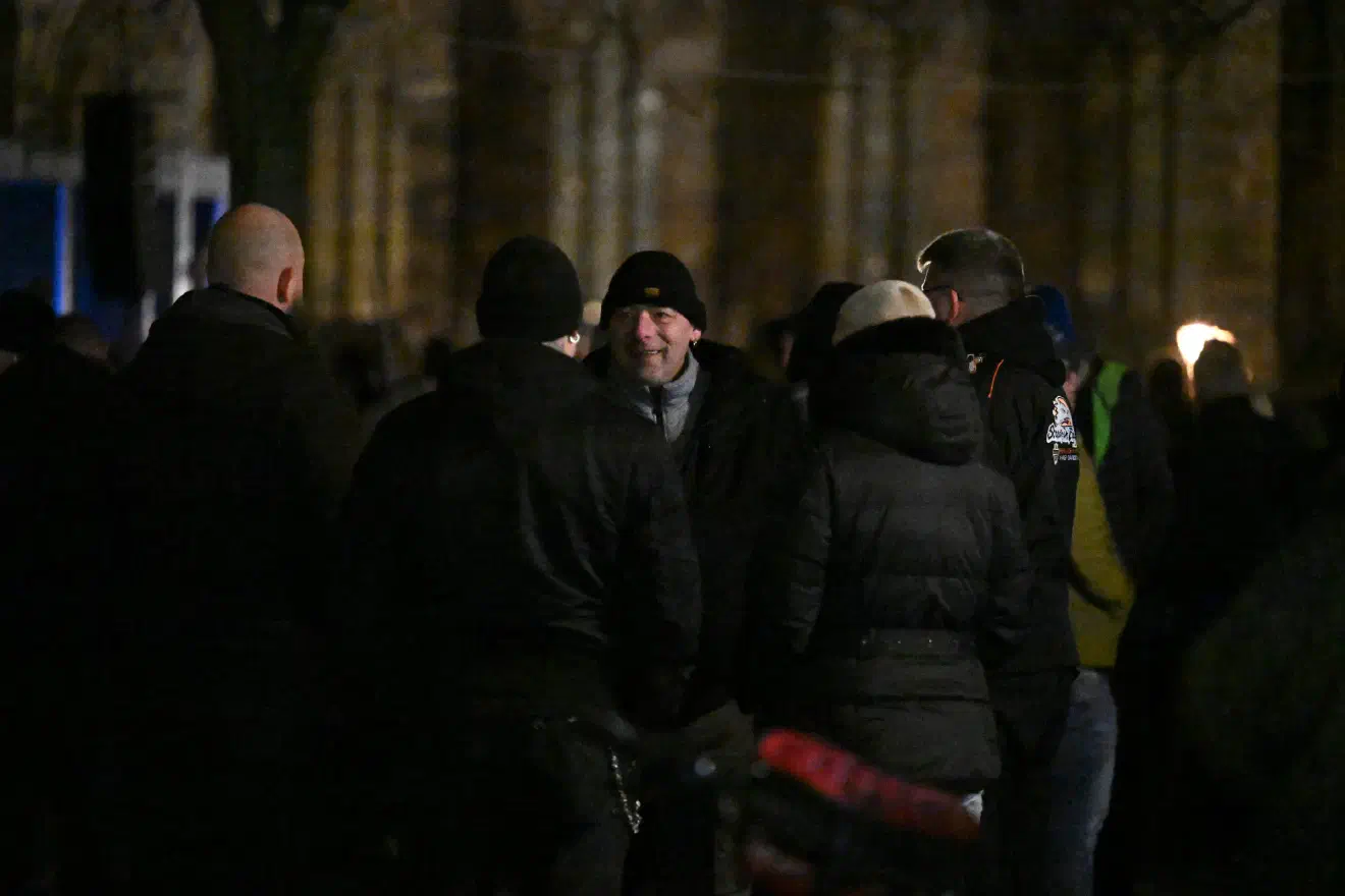 Die rassistische Mobilisierung besaß Kalkül: hier ging es weniger um Trauer und Verarbeitung der Todesfahrt von Magdeburg - sondern vielmehr um knallharte Politik.