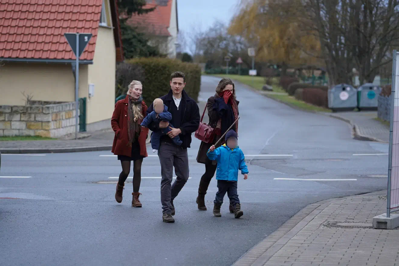 Am Samstag reisten die Teilnehmenden ab kurz vor 8 Uhr morgens an. Mit dabei waren wie in den Jahren zuvor ebenfalls Kleinkinder und Kinder.