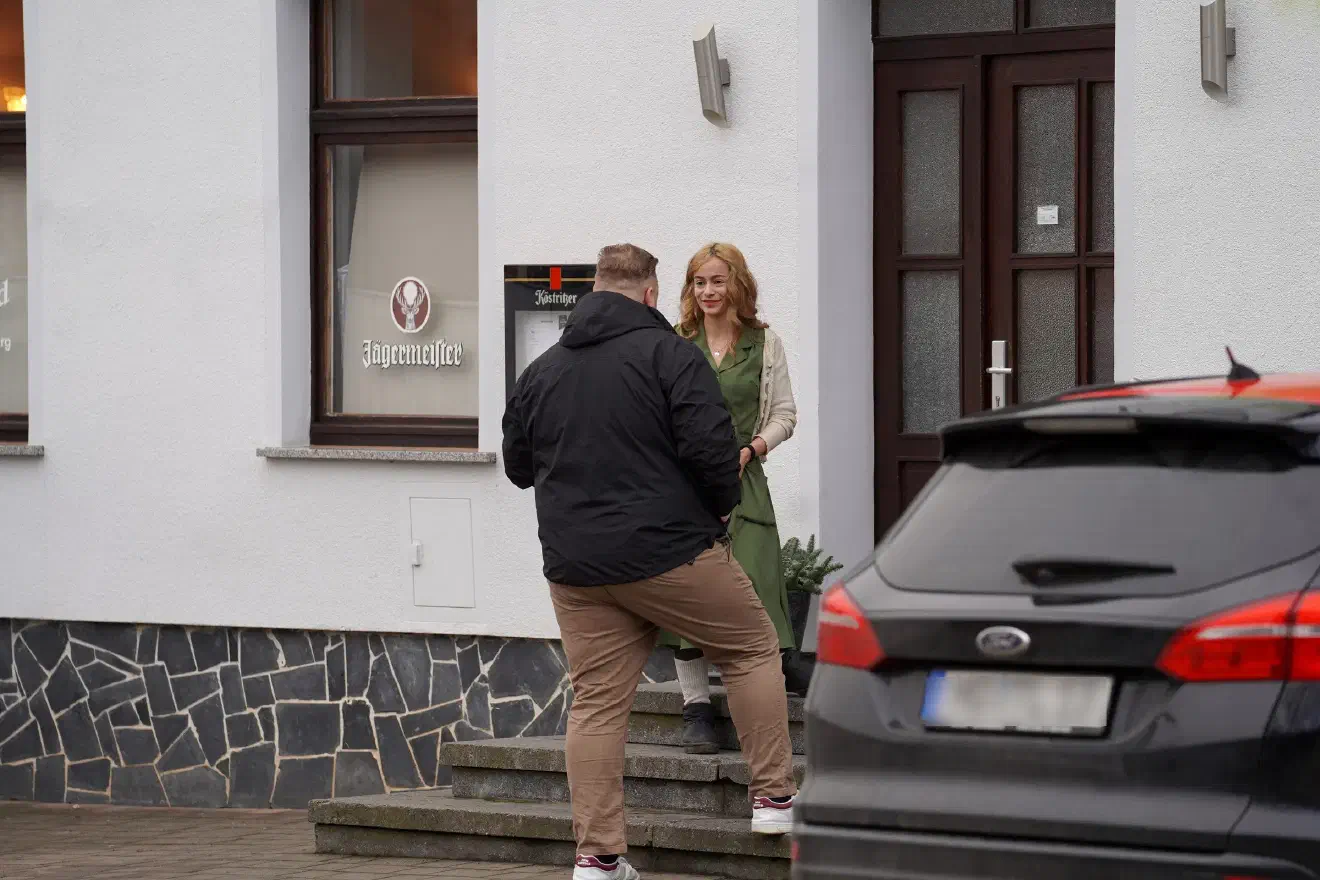 Die Nähe zur AfD zeigte sich auch in der organisatorischen Begleitung der Veranstaltung durch das sogenannte "Filmkunstkollektiv". Dieses war unter anderem für das Aufzeichnen der Redebeiträge während der Veranstaltung zuständig.