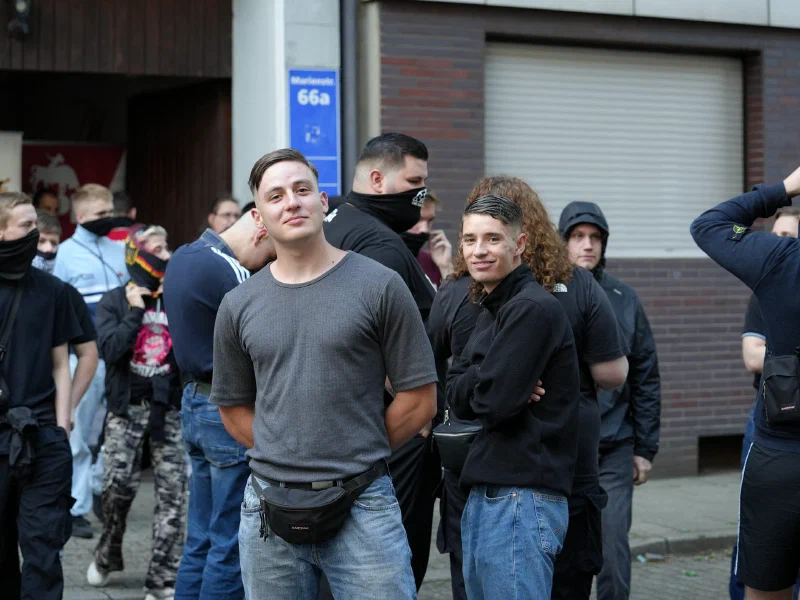 Heimat/JN: Offener Neonazi-Abend mit Demonstration in Essen