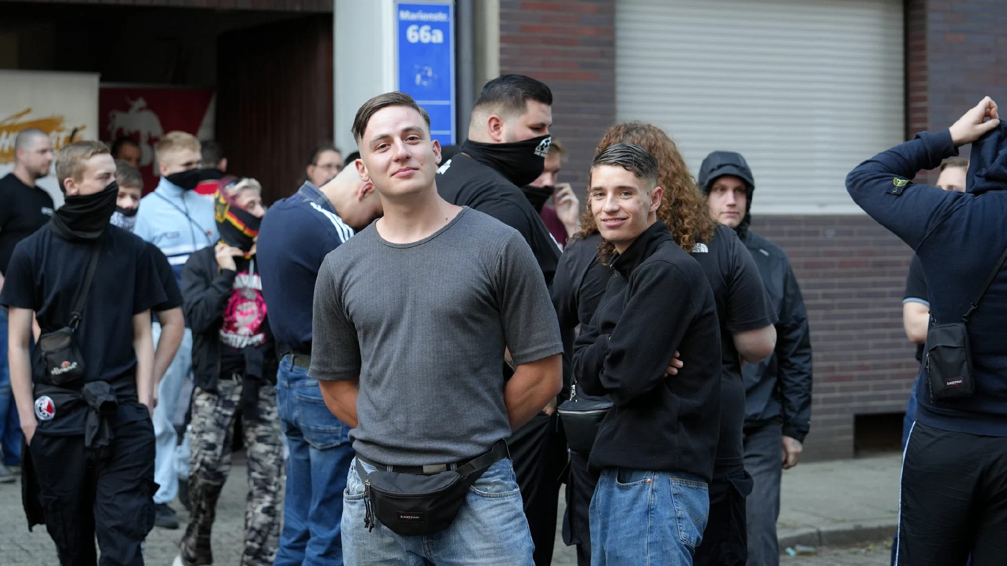 Heimat/JN: Offener Neonazi-Abend mit Demonstration in Essen