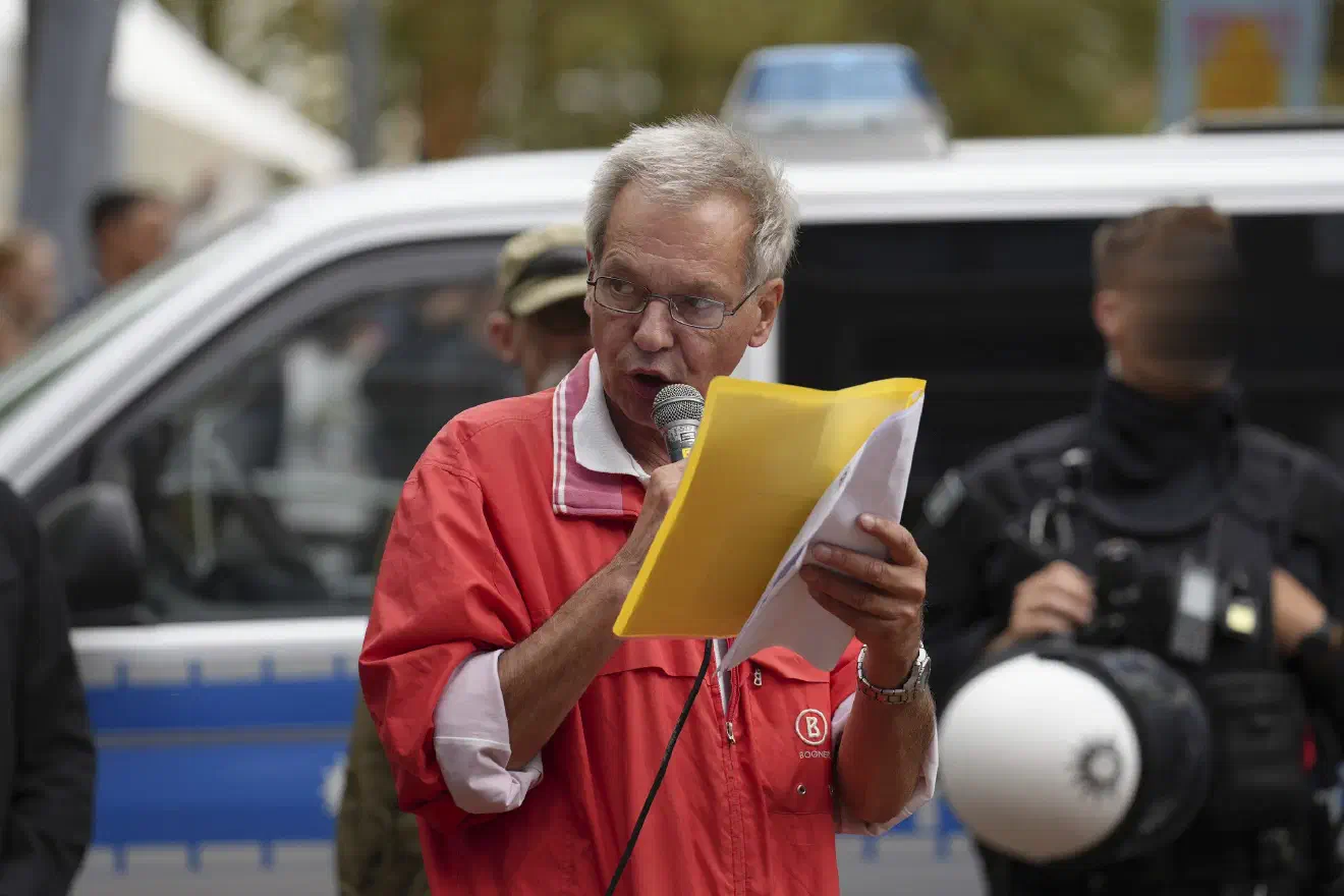 Als Versammlungsleiter trat der langjährige neonazistische Aktivist Christian Worch (Bild) auf.