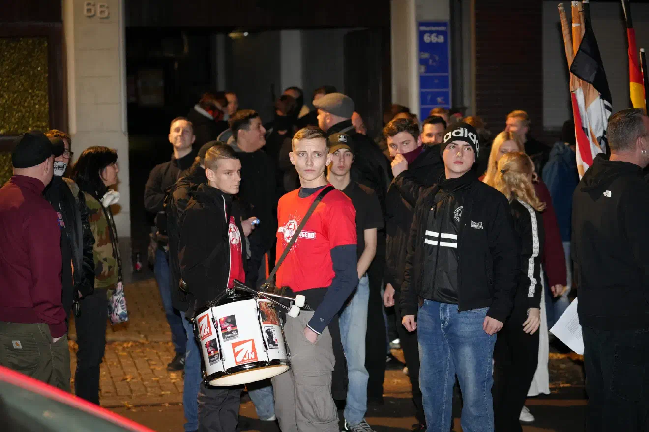 Knapp 60 Personen nahmen an der Veranstaltung teil. Die wiederkehrende Präsenz neuer Teilnehmer:innen weist darauf hin, dass die Szene mit ihren Angeboten weiterhin zahlreiche Jugendliche erreicht und mobilisieren kann.