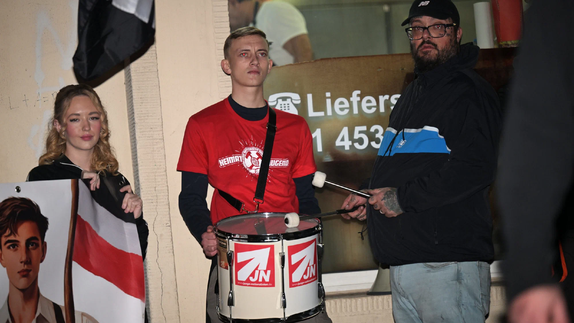 Volk, Rasse, Nazikram - Demonstration in Essen