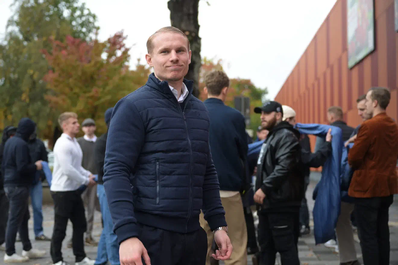Als maßgeblicher Organisator der Kundgebung gilt Jan Hoyer aus Norderstedt, einer der deutschen Sprecher der Kampagne „Save Europe Act“ – der vor Ort auch die Versammlungsleitung übernahm Er bewegte sich zuletzt vor allem an der Schnittstelle von AfD, "Identitärer Bewegung", rechtem Medienmilieu und christlichem Fundamentalismus.