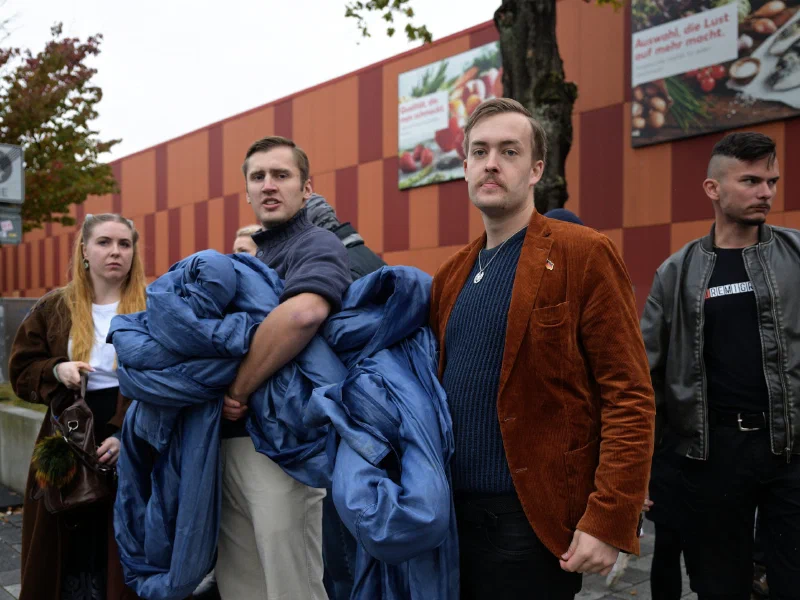Extrem Rechter Banner-Frust