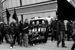 Demonstration von Neonazis in Hamburg 2012