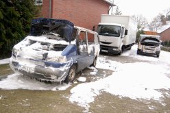 Brandanschlag auf NPD-Fahrzeuge in Schneverdingen